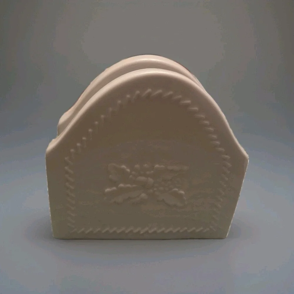 Martha Stewart MSE Napkin Holder White Embossed‎ Ceramic Acorn & Leaves Classic